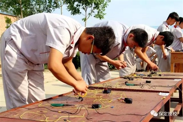 保定新能源技工學校2022年招生簡章 保定新能源技工學校2022年招生簡章